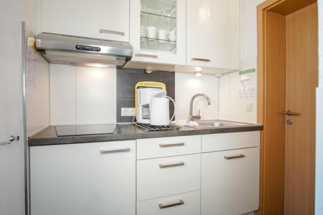 Strandhotel-Heiligenhafen-Wohnung-120-Wellenreiter-Typ-Ii מראה חיצוני תמונה