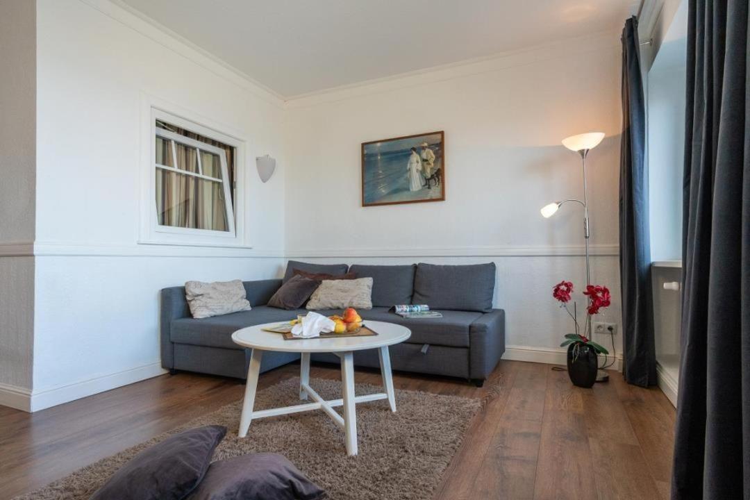 Strandhotel-Heiligenhafen-Wohnung-120-Wellenreiter-Typ-Ii מראה חיצוני תמונה